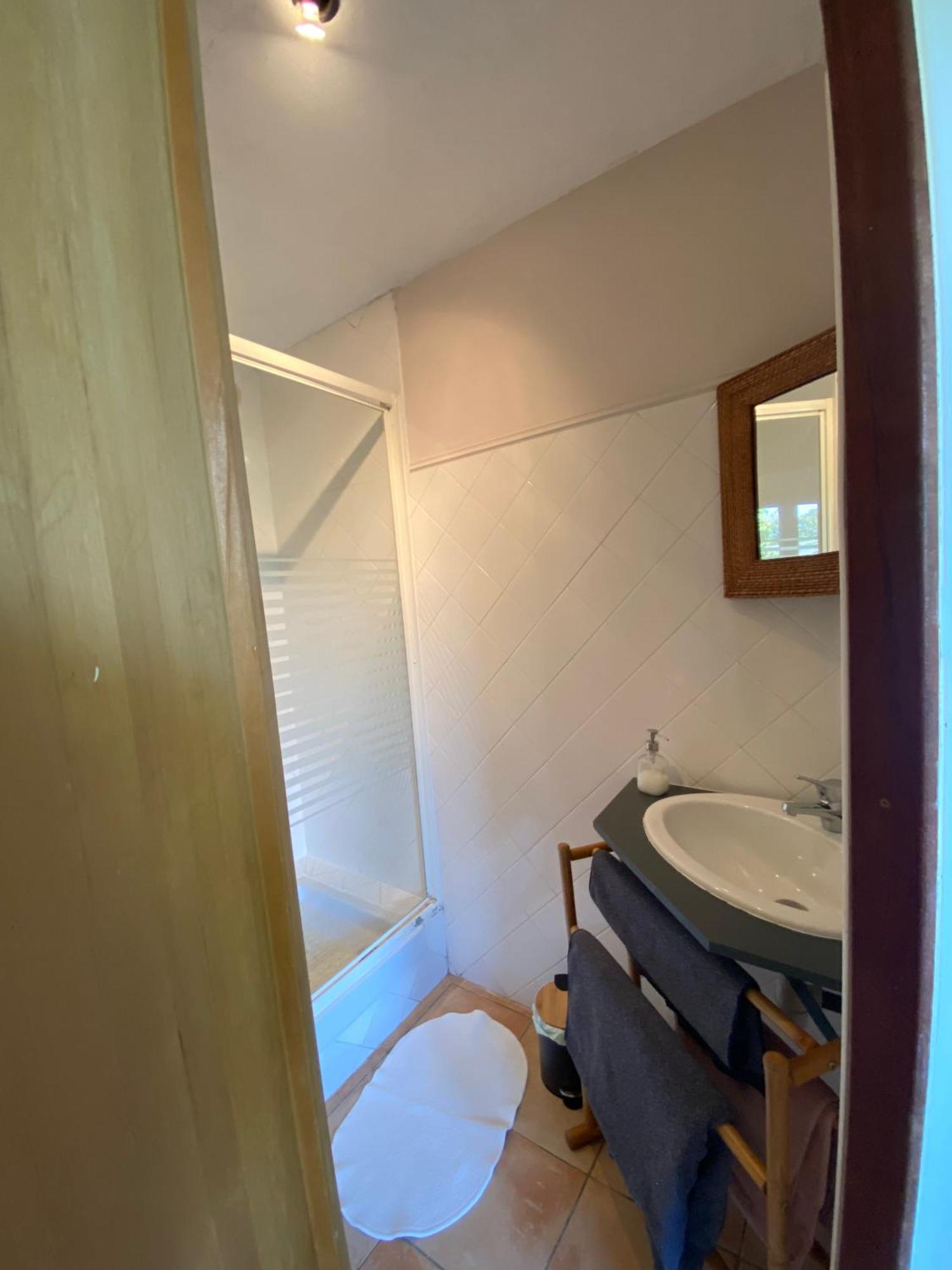Bed and Breakfast La Clef Du Four Plesder Exterior foto