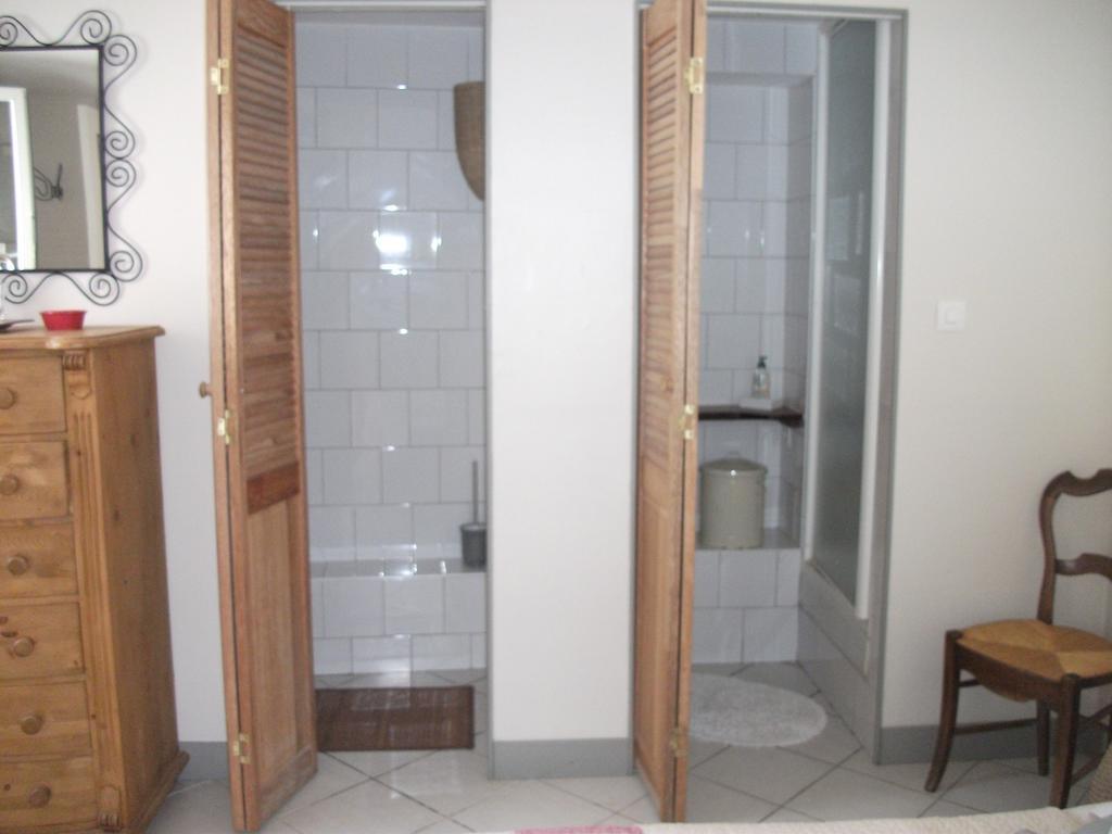 Bed and Breakfast La Clef Du Four Plesder Zimmer foto