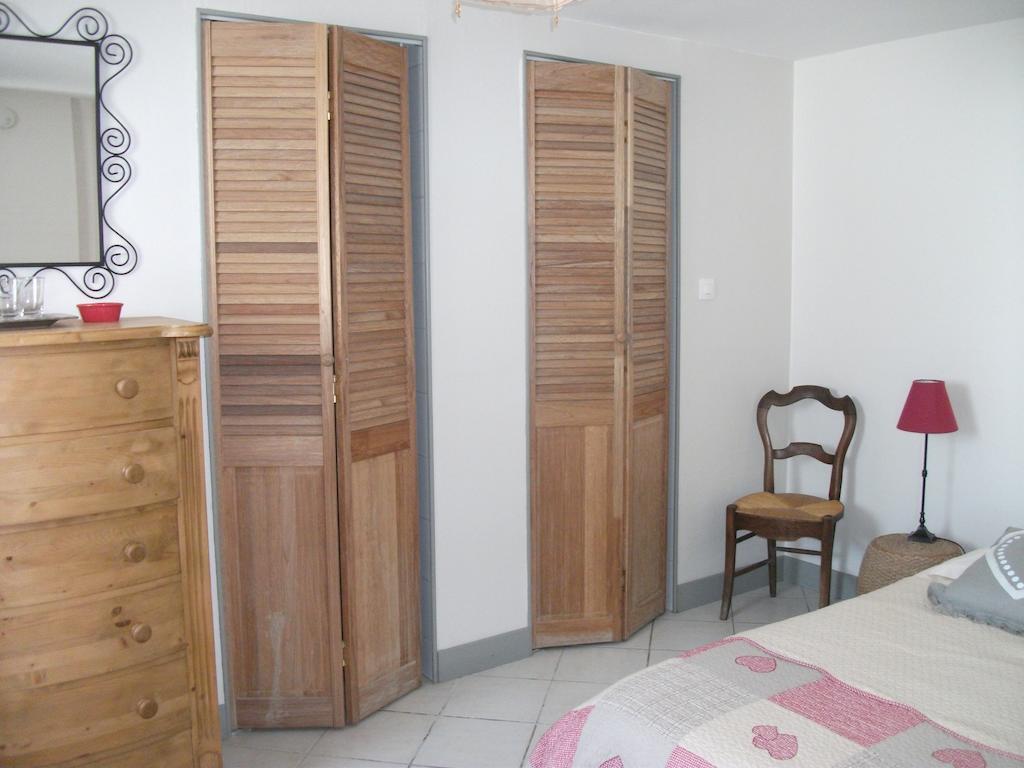 Bed and Breakfast La Clef Du Four Plesder Exterior foto